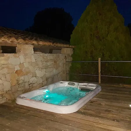 Mas De Bouilhac 3 Experiences Uniques Et Piscine Pranles